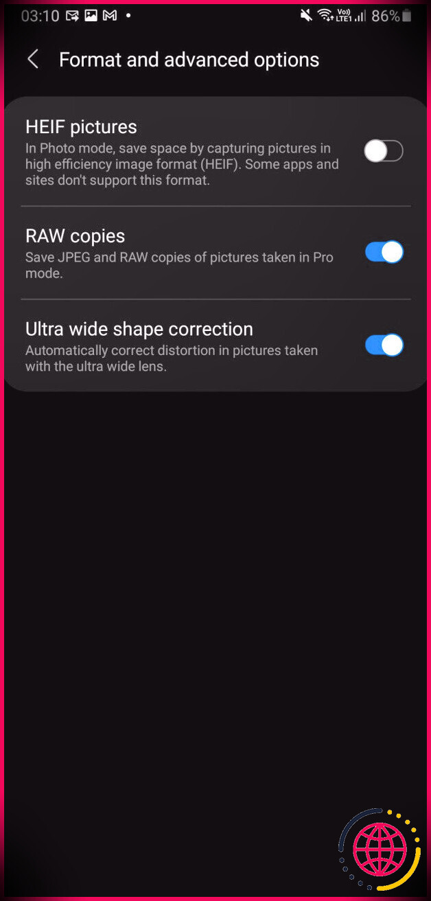 Capture d'écran des paramètres de l'appareil photo pour le formatage et les options avancées