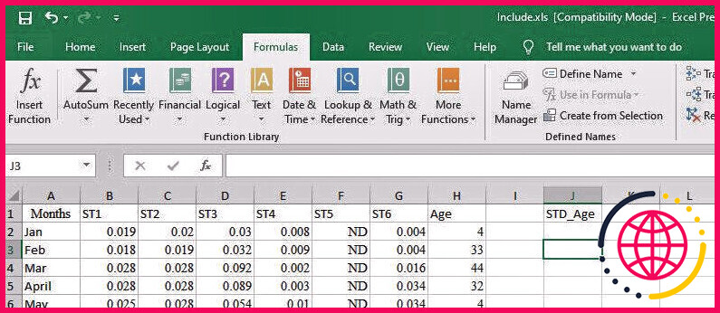 Accédez au ruban Excel et cliquez sur les formules