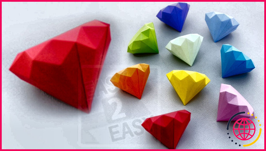 Comment faire un diamant en origami ?
