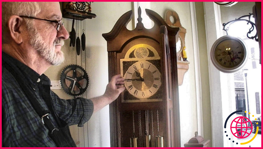 Comment réparer une horloge grand-père tempus fugit ?
