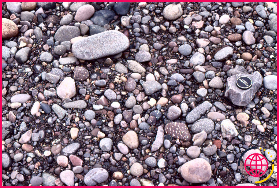 Qu'est-ce que la taille des grains dans les roches ?
