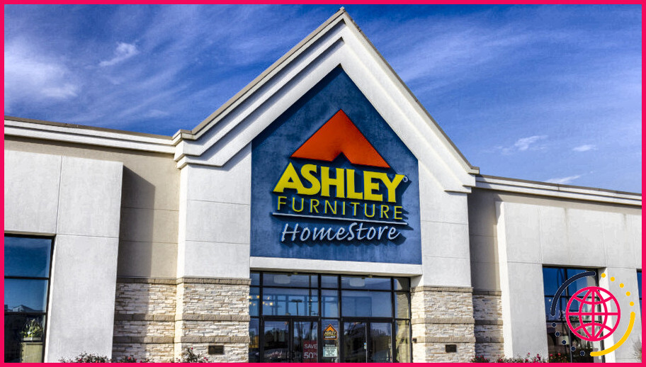 Où se trouve le fabricant ashley furniture ?
