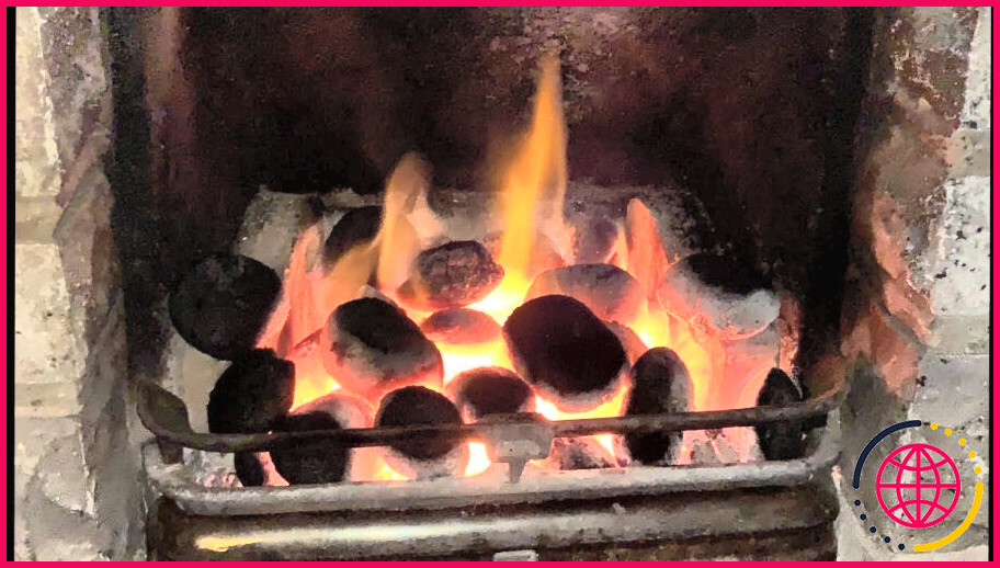 Peut-on brûler du charbon dans une cheminée ?

