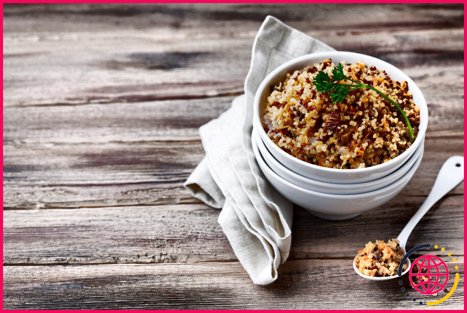 Peut-on manger du quinoa cru sans danger ?
