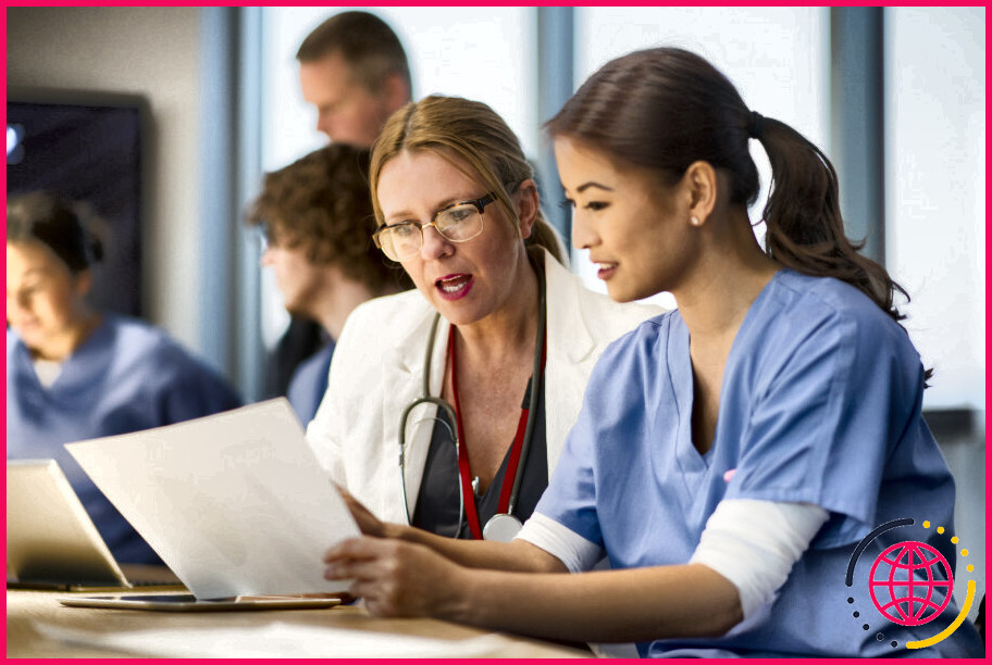 Quelles sont les qualités d'une bonne infirmière gestionnaire ?

