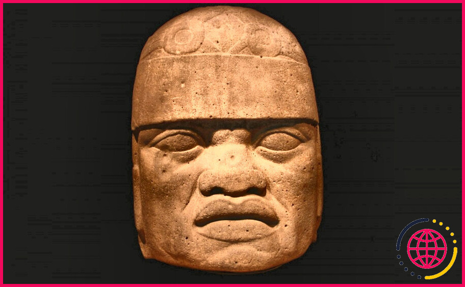 Quel âge a le plus ancien site olmèque ?
