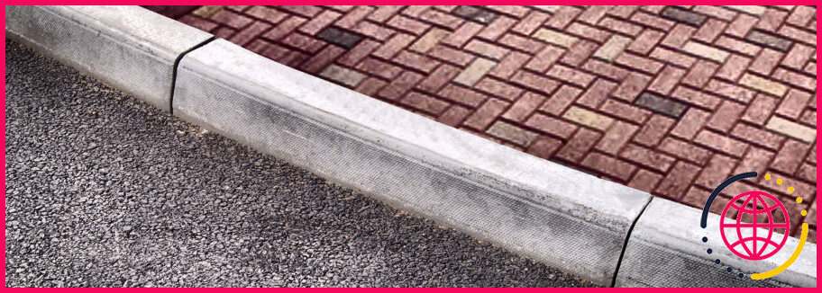 Quelle est la largeur d'une bordure de trottoir ?
