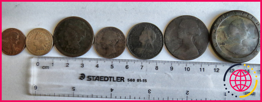 Pourquoi les pièces de 10 cents sont-elles plus petites que les pièces de 5 cents ?