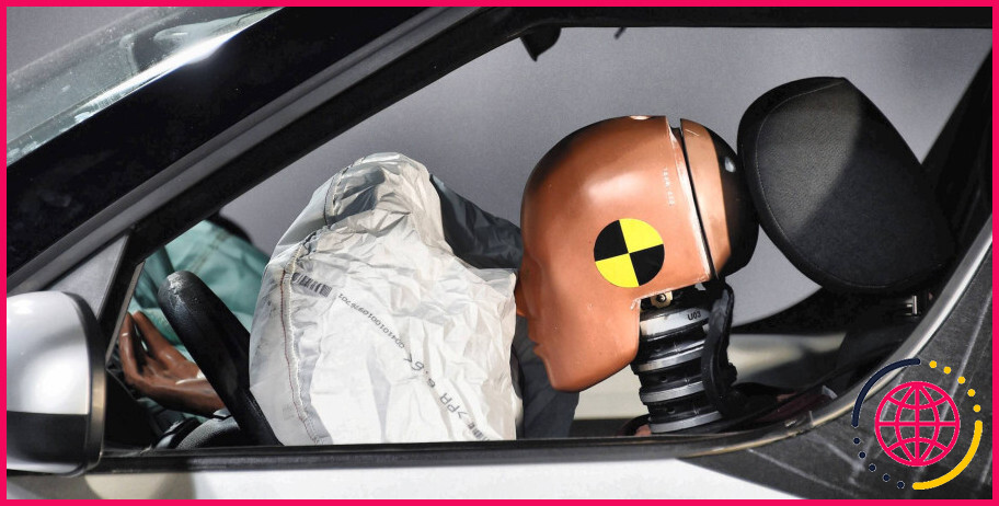 Les airbags contiennent-ils de la poudre à canon ?