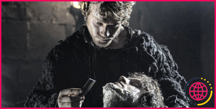Pourquoi Theon Greyjoy a-t-il été torturé ?