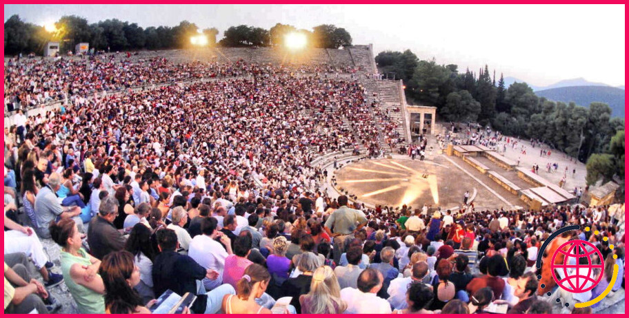 Qu'est-ce qu'un stasimon dans le théâtre grec ?